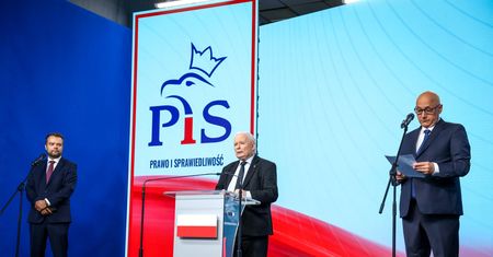 "Popełniają rzecz haniebną". Kaczyński o buntownikach w małopolskim PiS