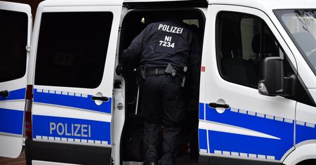 Tragiczny wypadek na A6 w Niemczech. Wyszedł z auta na pas autostrady