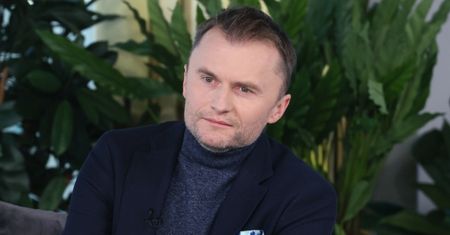Rozżalony Piotr Jacoń komentuje wyrok sądu w sprawie jego transpłciowej córki: "DANO JEJ W TWARZ"