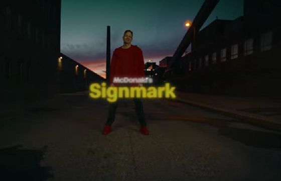 McDonald's reklamuje się w języku migowym