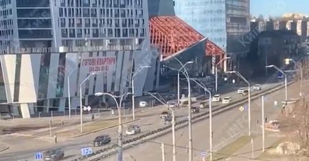 Tajemnicza kolumna samochodów. "Niespodzianka"