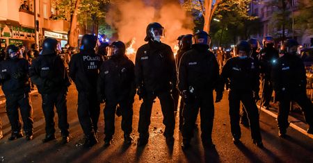 Niemcy. Zamieszki z policją finałem pierwszomajowej demonstracji