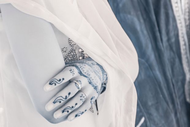 Terri Gold fotografuje święto koczowniczych plemion Wodaabe w podczerwieni 7
