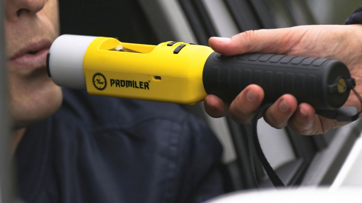 Charakterystyczny "baton" pozwala nawet na 5 tys. pomiarów na jednym cyklu baterii.