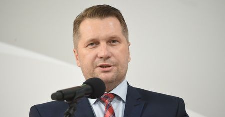 Uchwała anty-LGBT. Czarnek: "Jestem dumny"