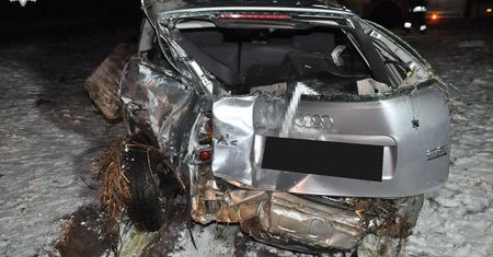 Stracił panowanie nad autem i wjechał w skarpę. Kierowca był pijany