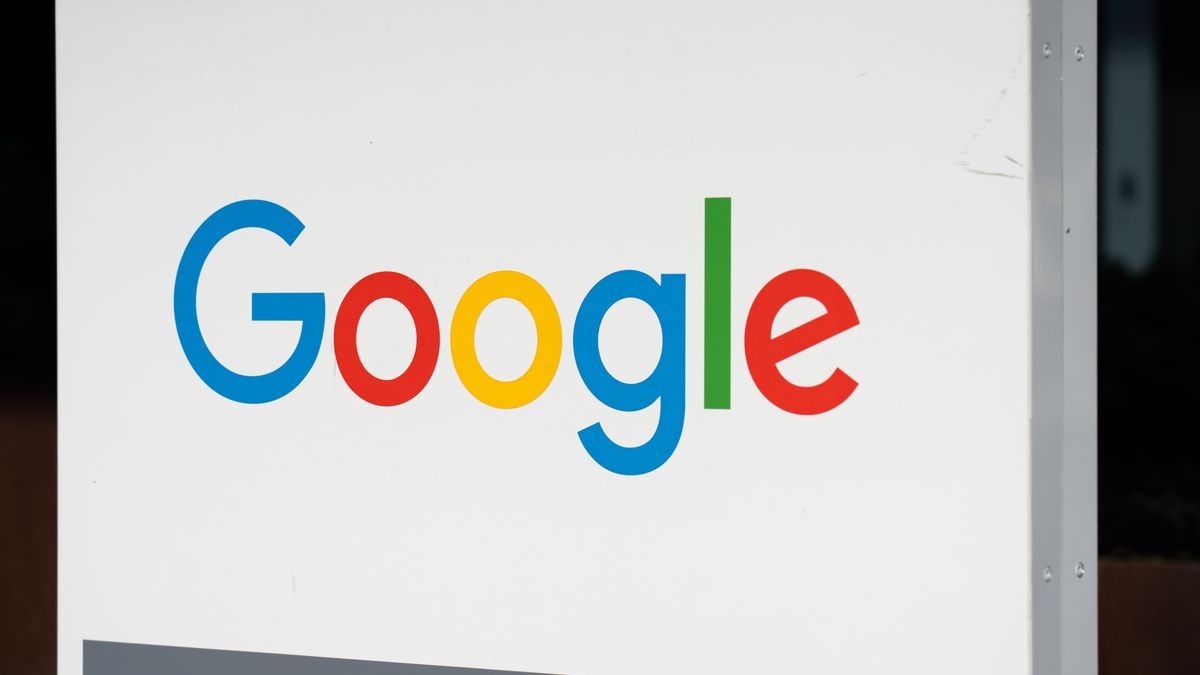 Pokazujemy, jak wyszukiwać obrazem w Google, fot. Getty Images