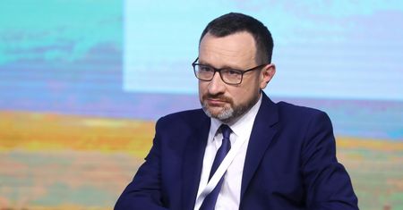 Stracił funkcję, bo ujawnił kłopoty z KE. Teraz mówi: to PiS-exit
