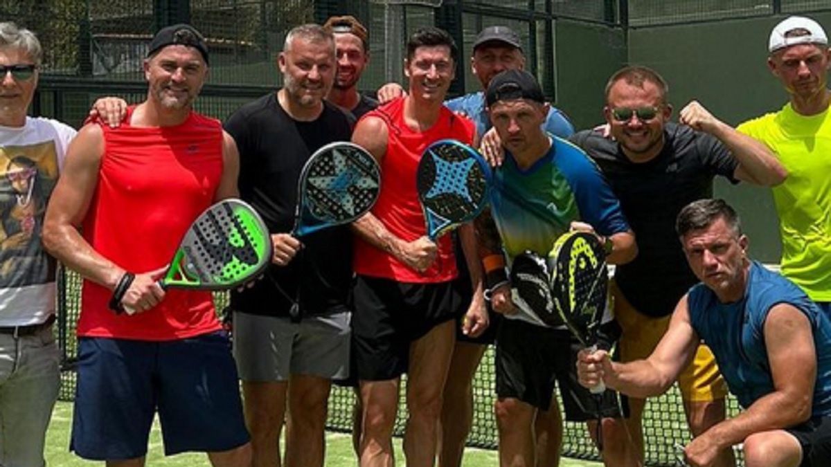 Robert Lewandowski grał w padla / zdjęcie Tomasz Smokowski