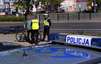 W Wojnowicach rowerzysta uciekł z miejsca kolizji. Potem wydmuchał 1,7 promila