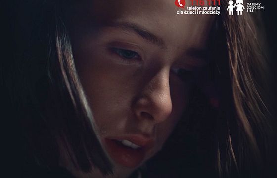 „Wspieraj telefon” w kampanii Telefonu Zaufania dla Dzieci i Młodzieży (wideo)