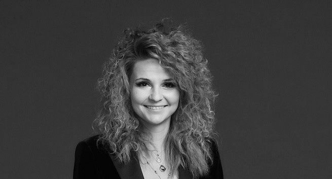 Joanna Mroczkowska za Hannę Wolską redaktor naczelną „Cosmopolitan”