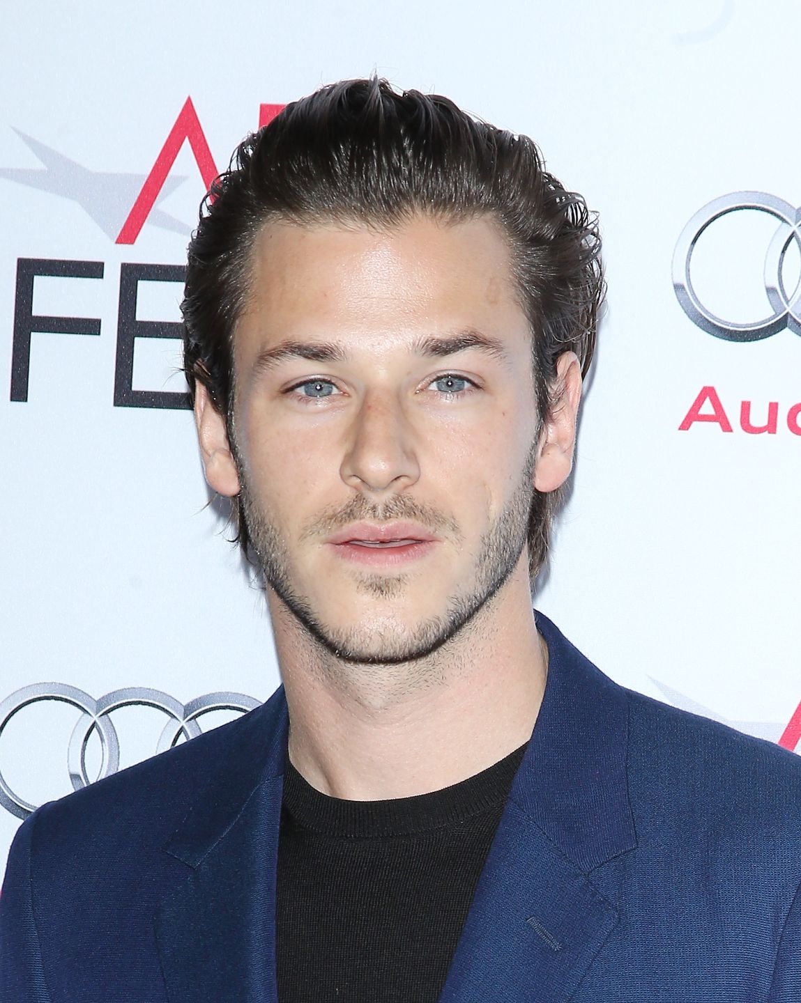Gaspard Ulliel nie żyje. Co wydarzyło się w Alpach? 