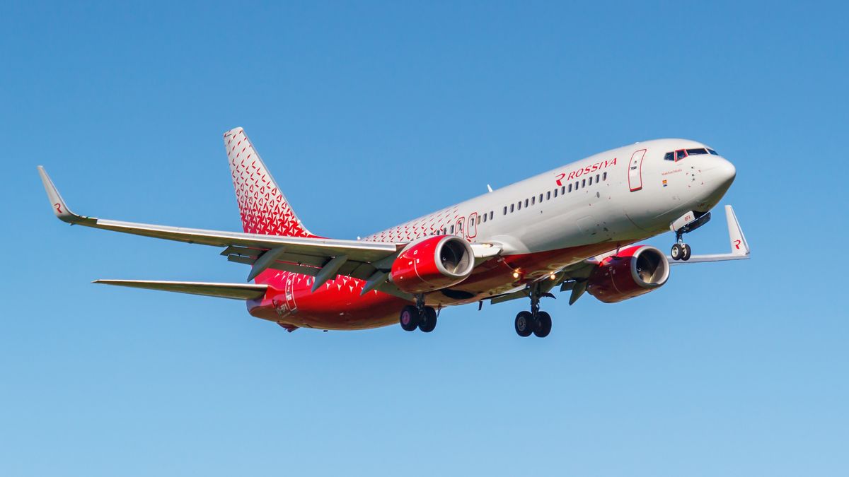 Boeing 737-800 o rej. VQ-BPX wleciał w polską przestrzeń powietrzną na podstawie zgody Eurocontrol. Samolot leci do Bułgarii