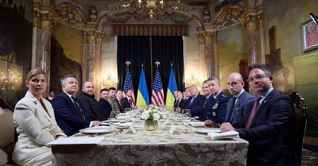 Działo się w nocy. Rozmowy Trump-Zełenski, Chiny szykują ćwiczenia