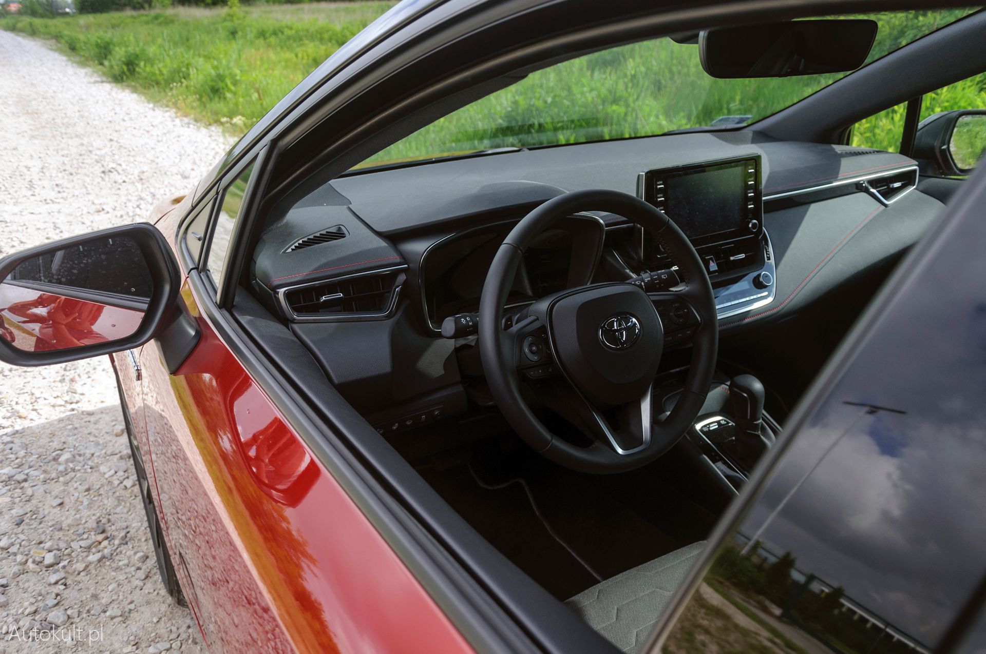 Nowa Toyota Corolla 2.0 Hybrid