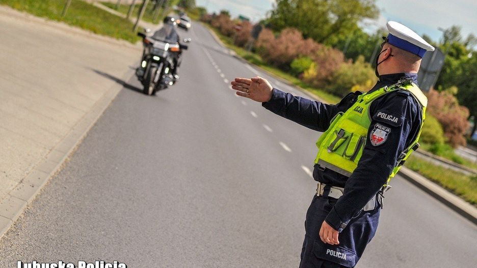 Kontrola policji - zdjęcie ilustracyjne
