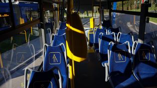 Kraków: Cięcia w komunikacji miejskiej. Autobus do Łęgu zlikwidowany, mieszkańcy oburzeni. ZTP odpowiada: Kontrolujemy sytuację