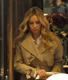 Izabela Janachowska "przyłapana" na mieście z nowo narodzonym synem
