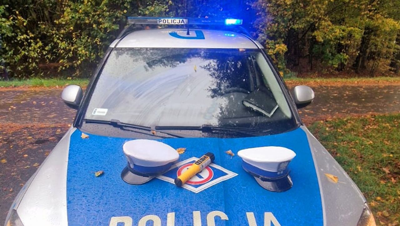 Policja radiowóz