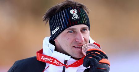 Skandal w restauracji. "Zaczął obrażać gości, a nawet wszedł na stół"