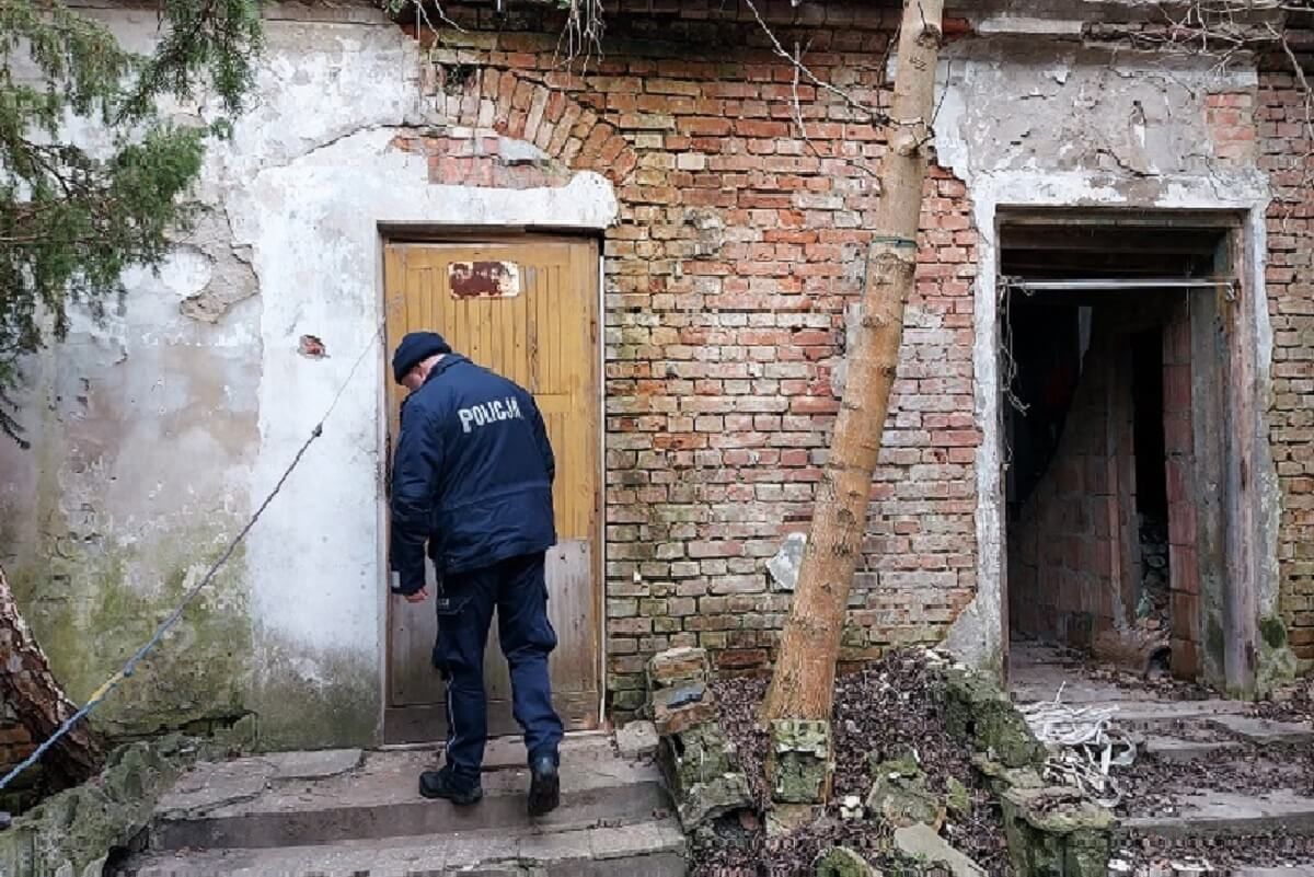 Policjanci szukają potrzebujących