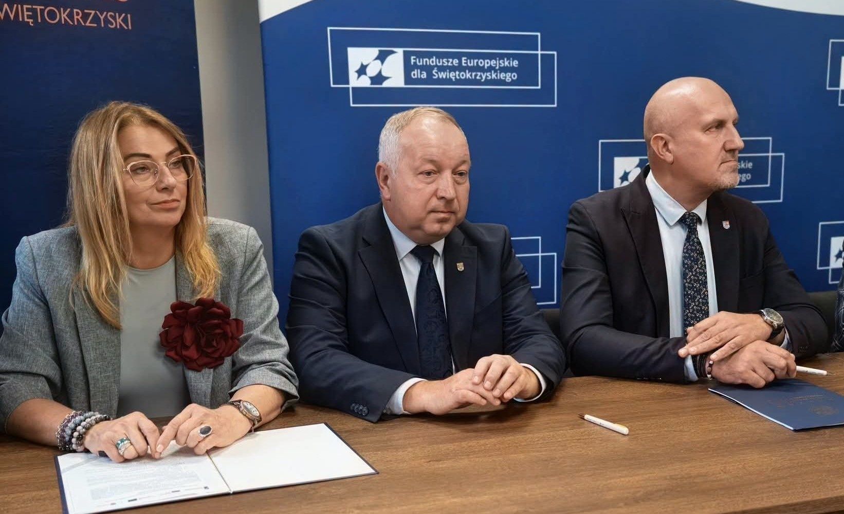 Ponad 9,3 mln zł dla Powiatu Ostrowieckiego