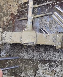 Wrocław. Nietypowy wypadek na budowie. Maszyna do betonu wciągnęła człowieka