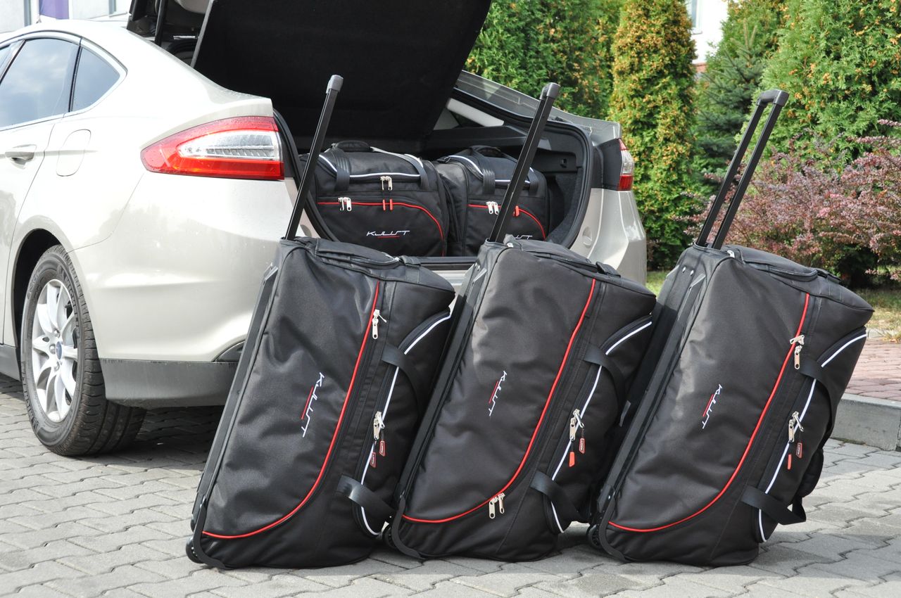 Funkcjonalność, pomysłowość i atrakcyjny design połączony z wysoką jakością – tak w skrócie można przedstawić torby samochodowe firmy Kjust
