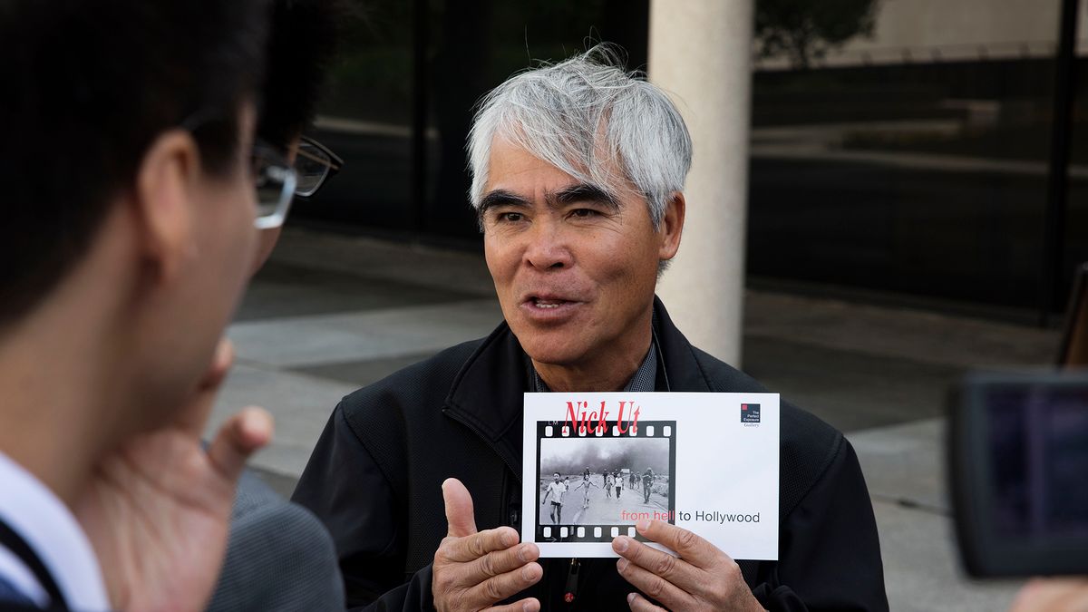 Autor znanego zdjęcia "Napalm girl" zaatakowany w Waszyngtonie 1