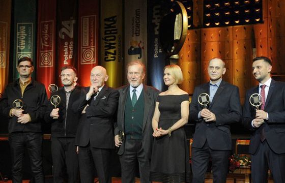 Michał Jakubik, Marcin Łukawski, Michał Montowski, Tomasz Perkowski i Adam Suprynowicz laureatami Złotych Mikrofonów 2016