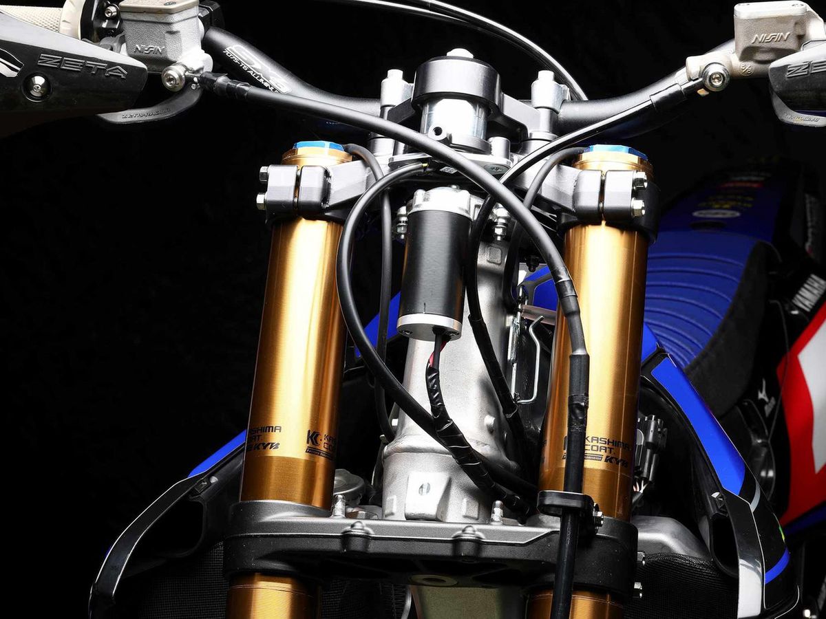 Yamaha szykuje elektroniczne wspomaganie kierownicy dla motocykli