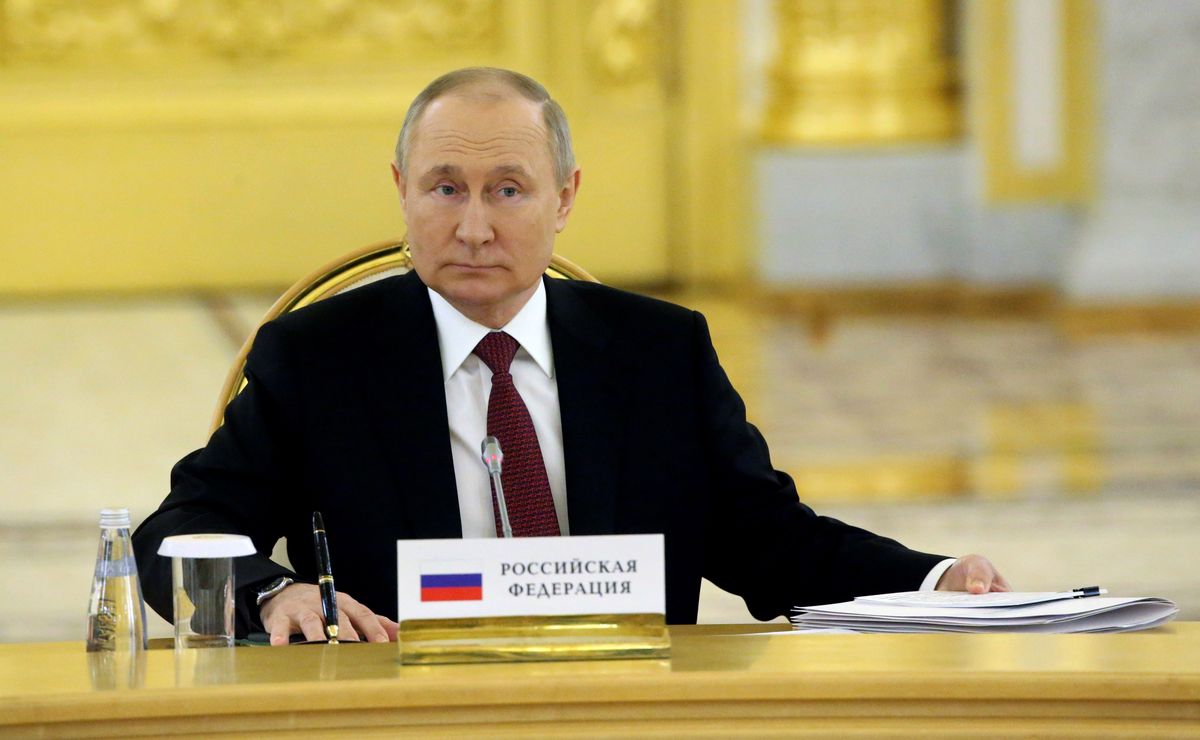 Zełenski podpisał dekret nakładający sankcje na Putina 