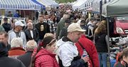 Łódź: Tłumy na bazarze na Widzewie. Ceny przyciągają, a okazji nie brakuje