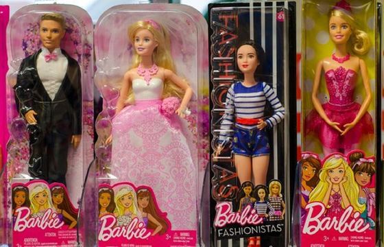 Producent lalek Barbie konsoliduje globalną obsługę mediową