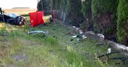 Auto rozbiło się na ogrodzeniu. Kierowca zginął na miejscu