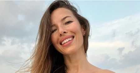 Ewa Chodakowska w bikini pozdrawia z Grecji, chwaląc się przy okazji imponującą sylwetką (FOTO)