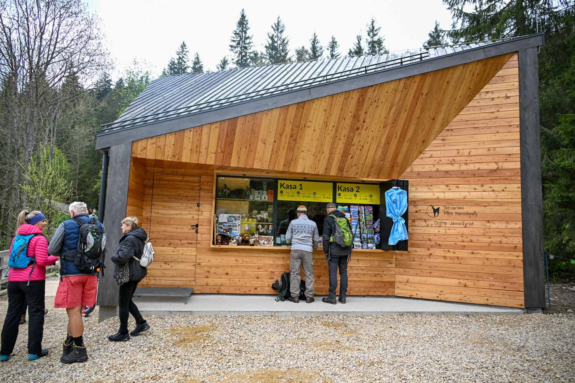 Nowy punkt kasowy w Kuźnicach