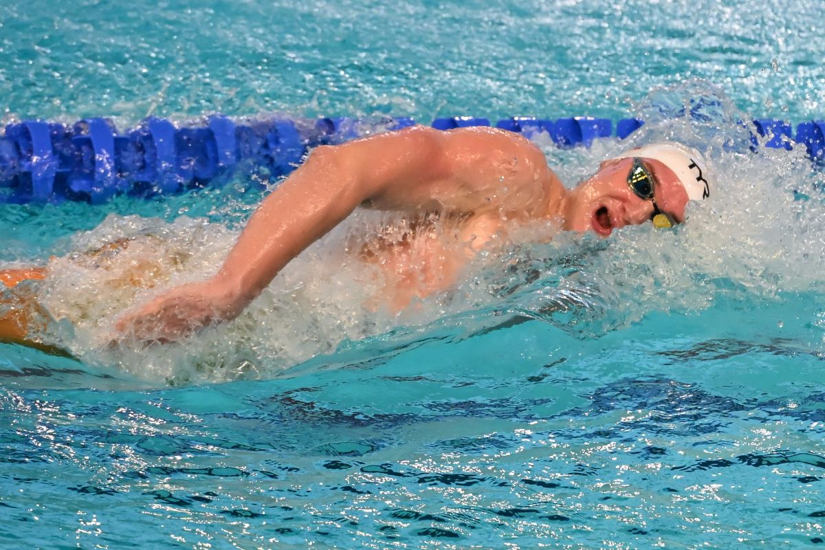 "Rekord Polski to mój cel". Kamil Sieradzki walczy na ME w pływaniu