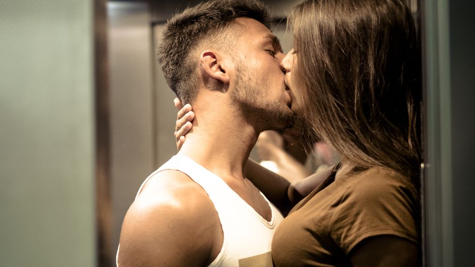 Couple in love kissing in elevatorWestend61kissing