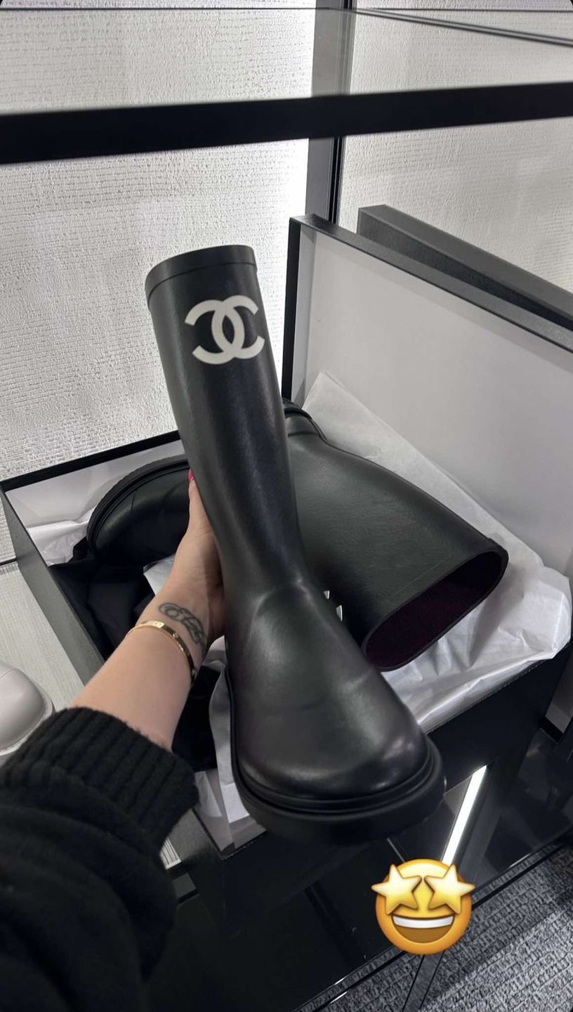 Andziaks relacjonuje ekskluzywne zakupy w Paryżu