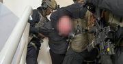 Łódź: Morderstwo. Do masakry doszło w mieszkaniu na Górnej. Sprawca szalał z maczetą, jego kolega nie reagował. Obaj ukryli się w Krakowie