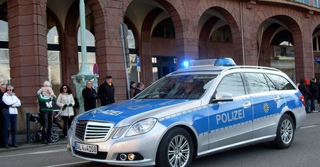 Pięć martwych osób w Brandenburgii. Zastrzeleni i zadźgani nożem