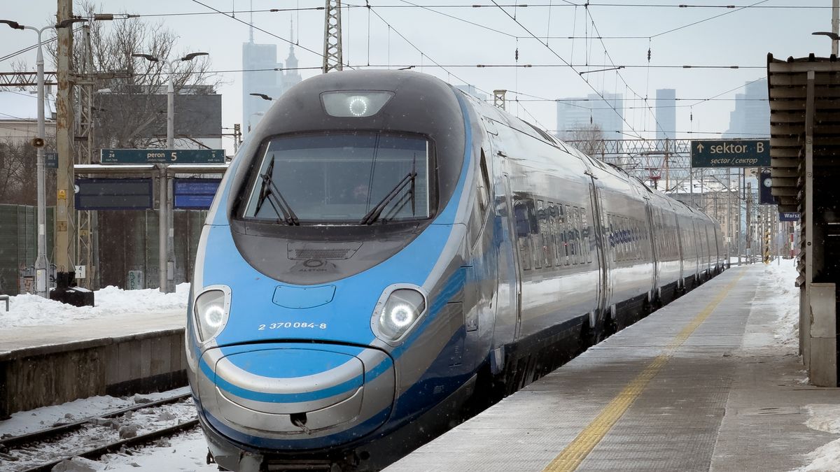 An ED250 Pendolino trainset operates an Express Intercity Premium passenger service for PKP Intercity and arrives at Warsaw East railway station ahead of a scheduled journey toward the Polish seaside, in Warsaw, Poland, on January 10, 2026. (Photo by Mateusz Wlodarczyk/NurPhoto via Getty Images)