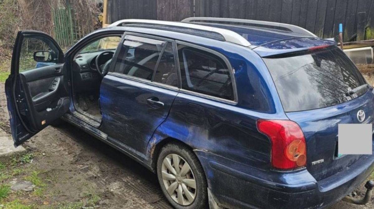 Pijany kierowca bez uprawnień uciekał przed policją. Grozi mu 5 lat więzienia