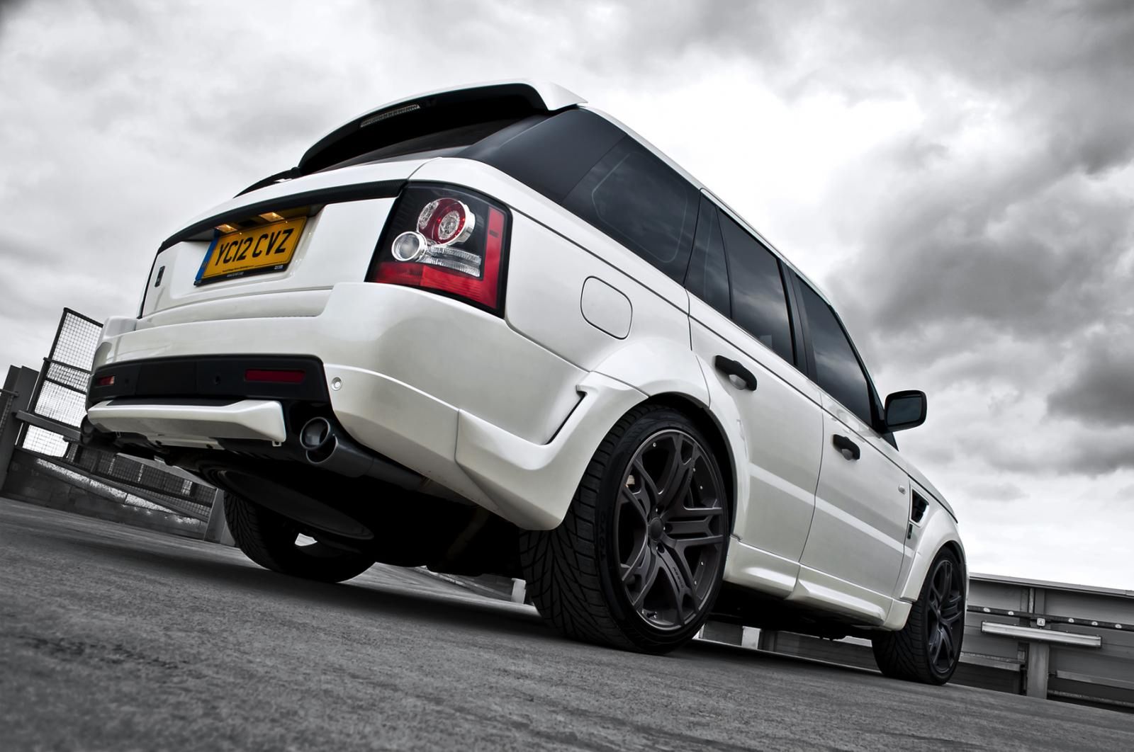 Kahn LE Range Rover Sport