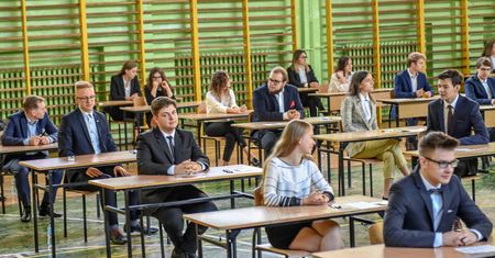 Koronawirus w Polsce i na świecie. MEN podało szczegółowe zasady dotyczące matury i egzaminów (Relacja na żywo 15 maja)