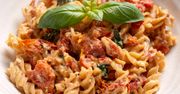 Słynna feta pasta w wersji premium. Śródziemnomorskie dodatki podkręcają smak