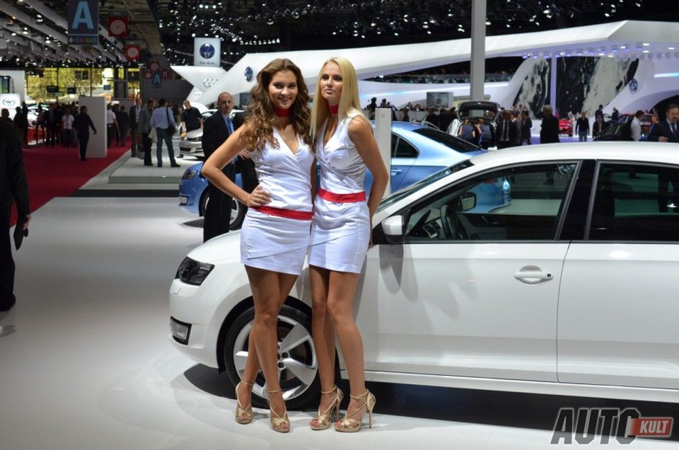 Hostessy z Paris Motor Show 2012 [galeria] 77
