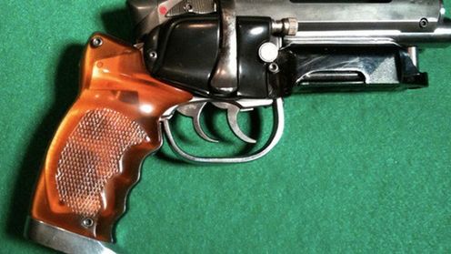 Zobacz replikę pistoletu z "Łowcy Androidów" wykonaną przez Pogromcę mitów 1